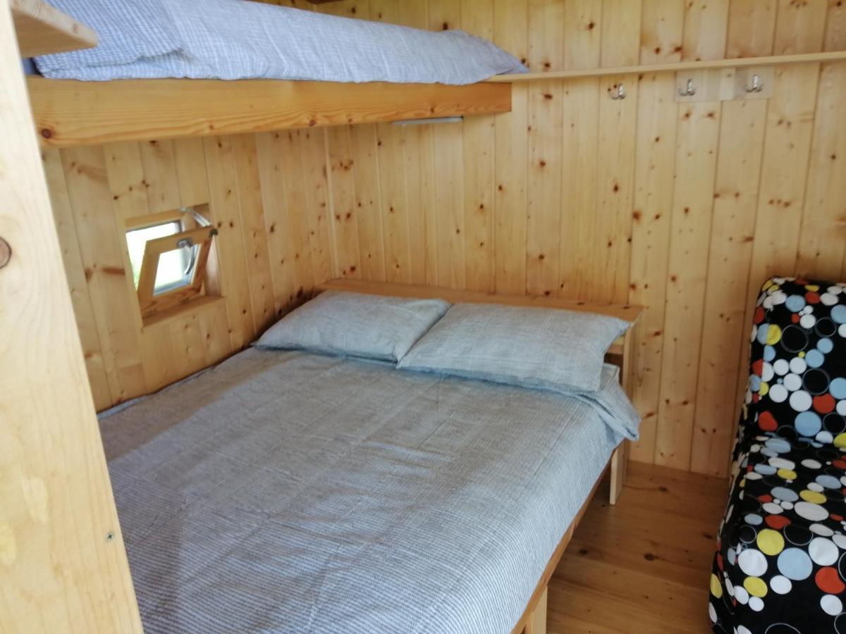 Вилла Glamping With A View Смледник Экстерьер фото