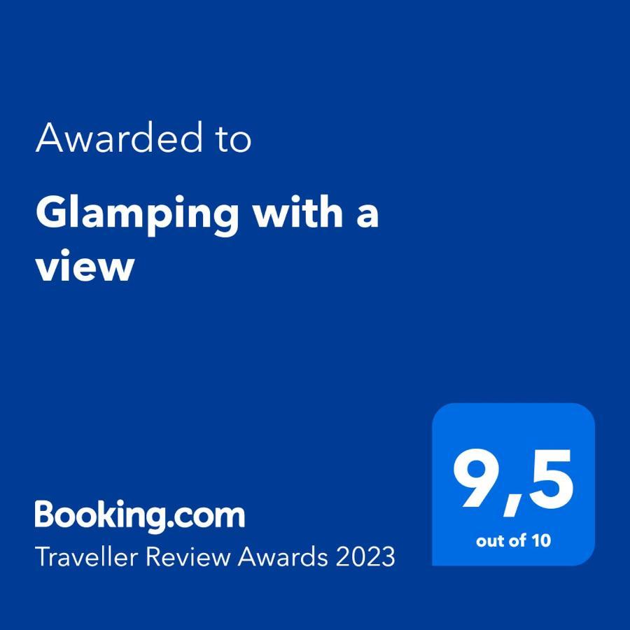 Вилла Glamping With A View Смледник Экстерьер фото