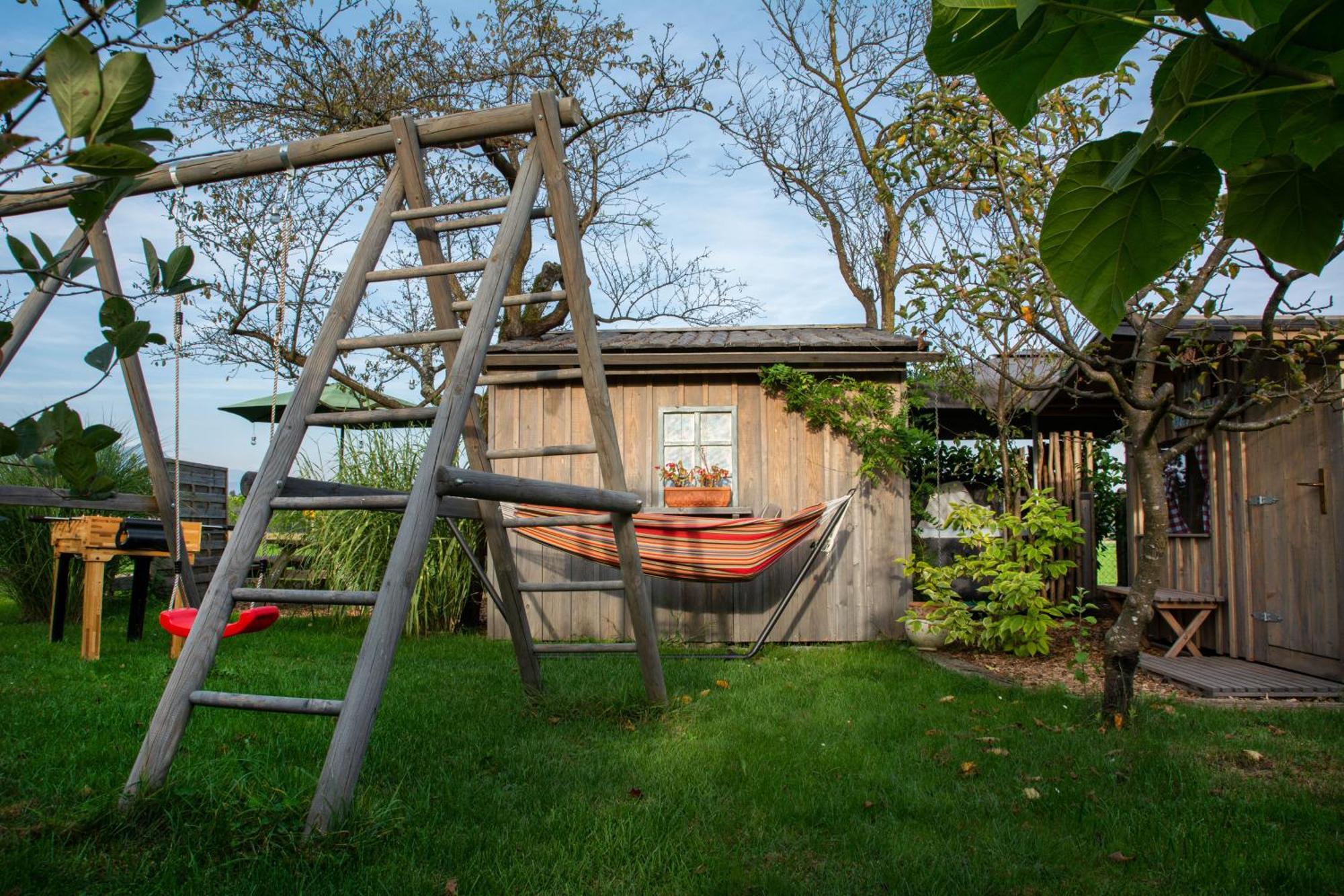 Вилла Glamping With A View Смледник Экстерьер фото